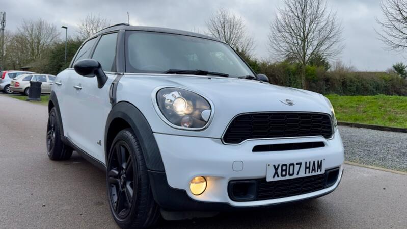 MINI COUNTRYMAN