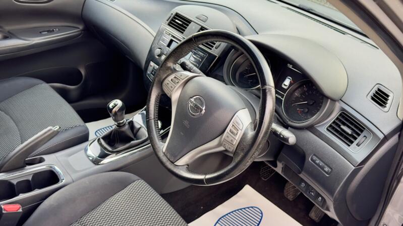 NISSAN PULSAR
